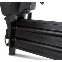 WEN 61764 16-Gauge Pneumatic Straight Finish Nailer with Carrying Case