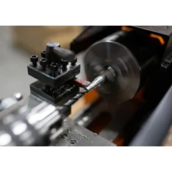 WEN ML712 Variable Speed 7-by 12-Inch Two Direction Benchtop Metal Lathe